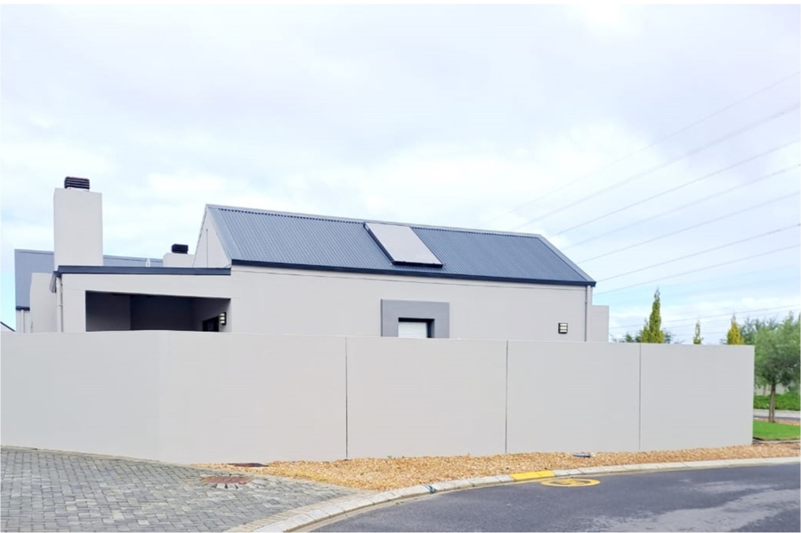 2 Bedroom Property for Sale in Aan de Wijnlanden Western Cape
